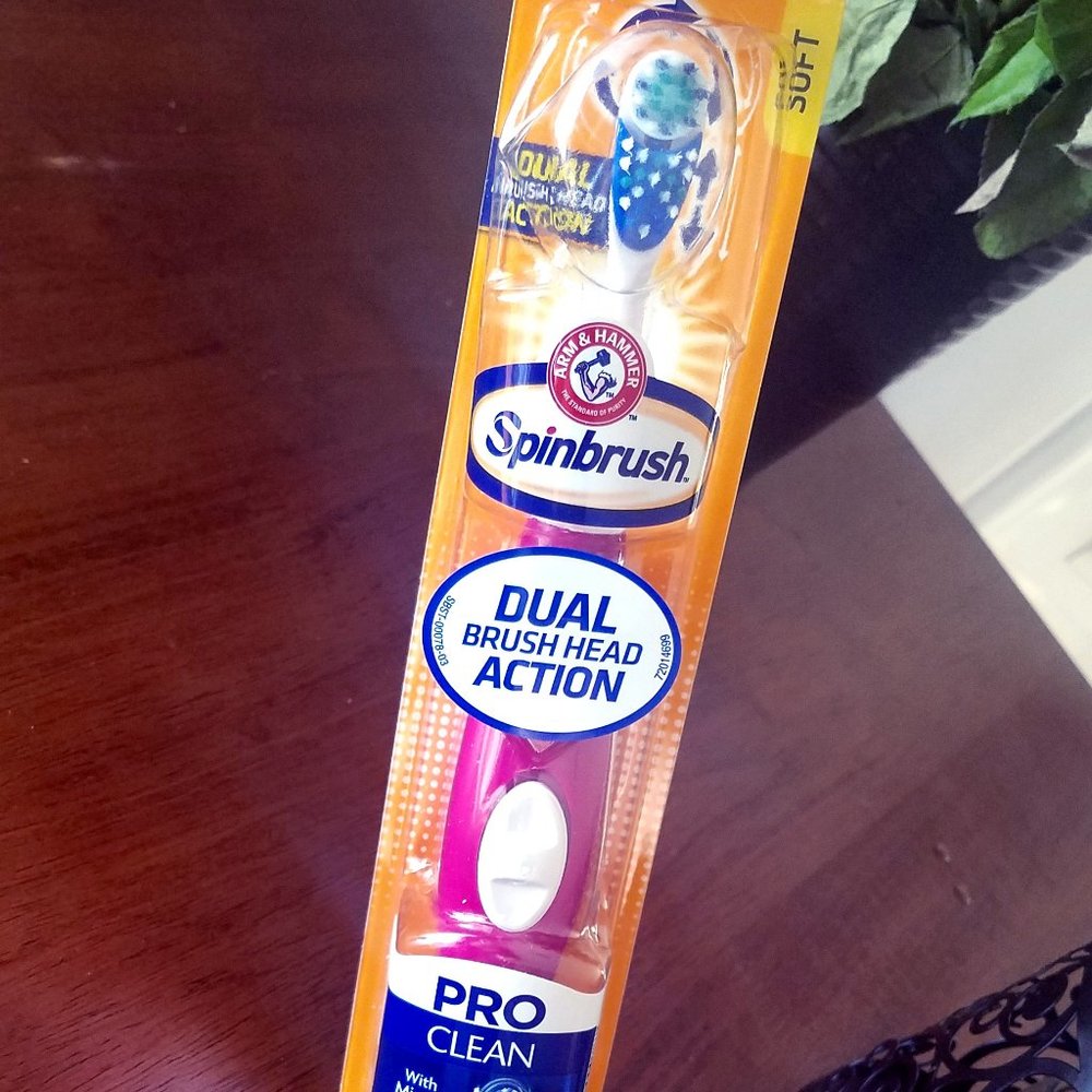 NEW Arm & Hammer Spinbrush ProClean